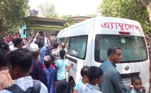 যুক্তরাষ্ট্রে নিহত শিক্ষার্থী বৃষ্টির গ্রামের বাড়িতে দাফনের প্রস্তুতি সম্পন্ন 