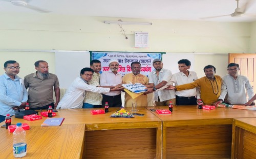 কচুয়া সরকারি মহিলা ডিগ্রি কলেজের শিক্ষক মো: ইকবাল হোসেনের বিদায় সংবর্ধনা অনুষ্ঠিত। 